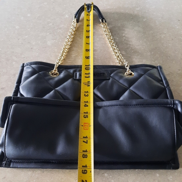 Nine West Quilted Handbag Crossbody Black Faux Leather Gold Chain Strap - Picture 10 of 11